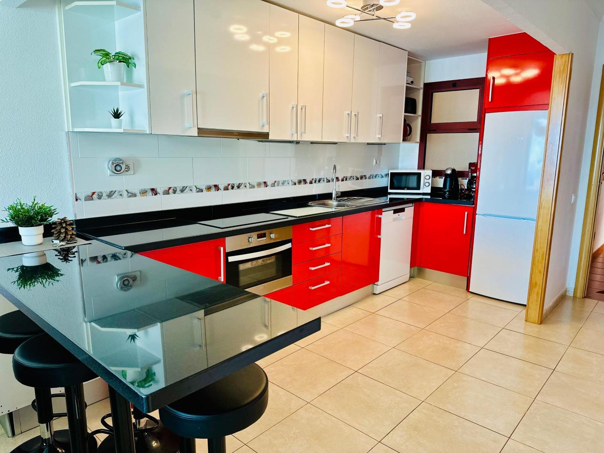 Su Eminencia - Sea View Apartment With Modern Comforts Playa Del Cura  Eksteriør billede