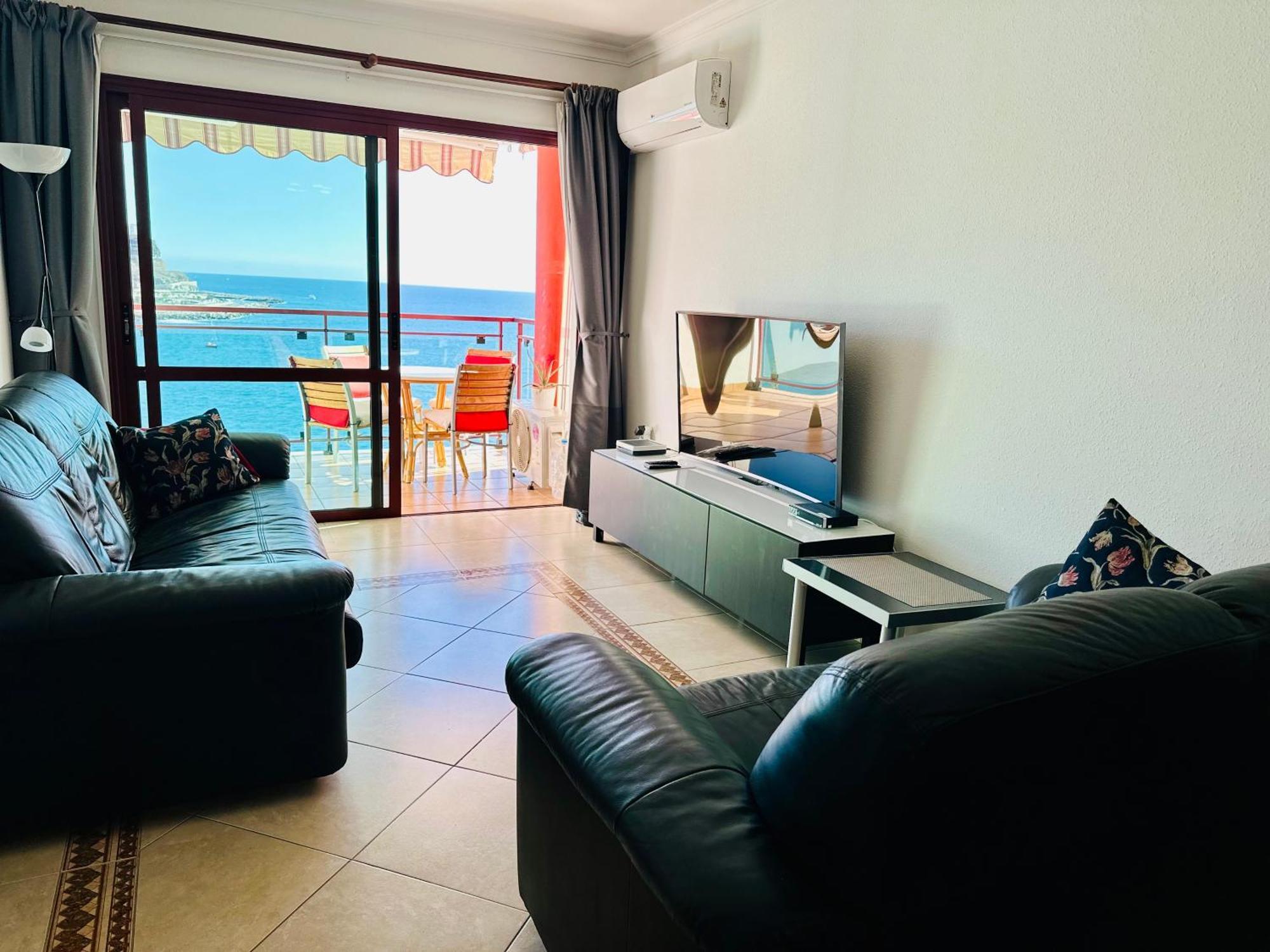 Su Eminencia - Sea View Apartment With Modern Comforts Playa Del Cura  Eksteriør billede