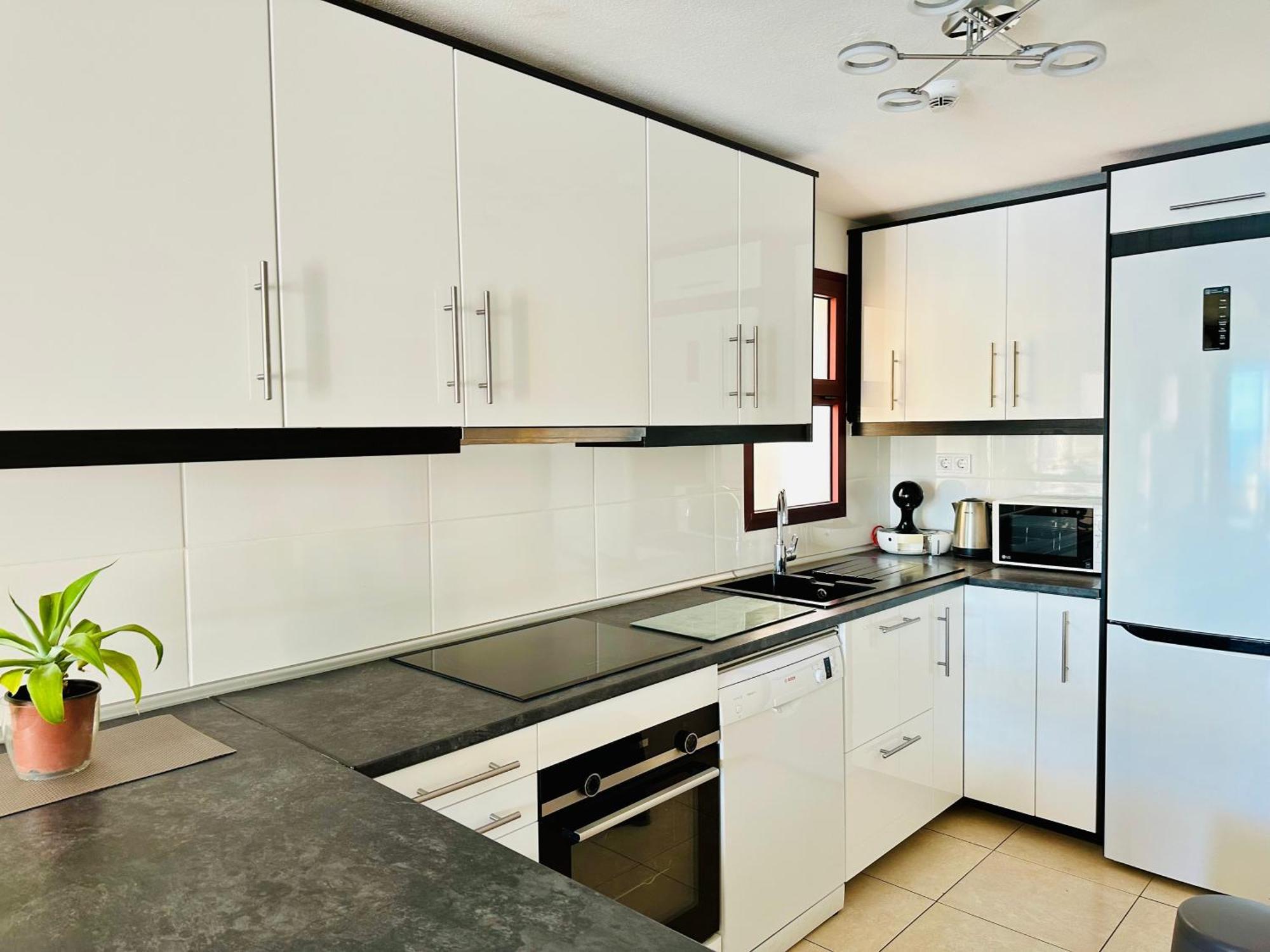 Su Eminencia - Sea View Apartment With Modern Comforts Playa Del Cura  Eksteriør billede