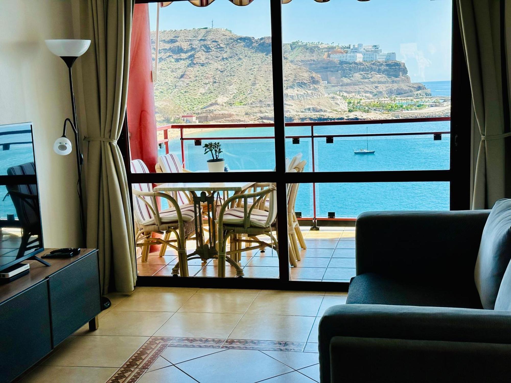 Su Eminencia - Sea View Apartment With Modern Comforts Playa Del Cura  Eksteriør billede