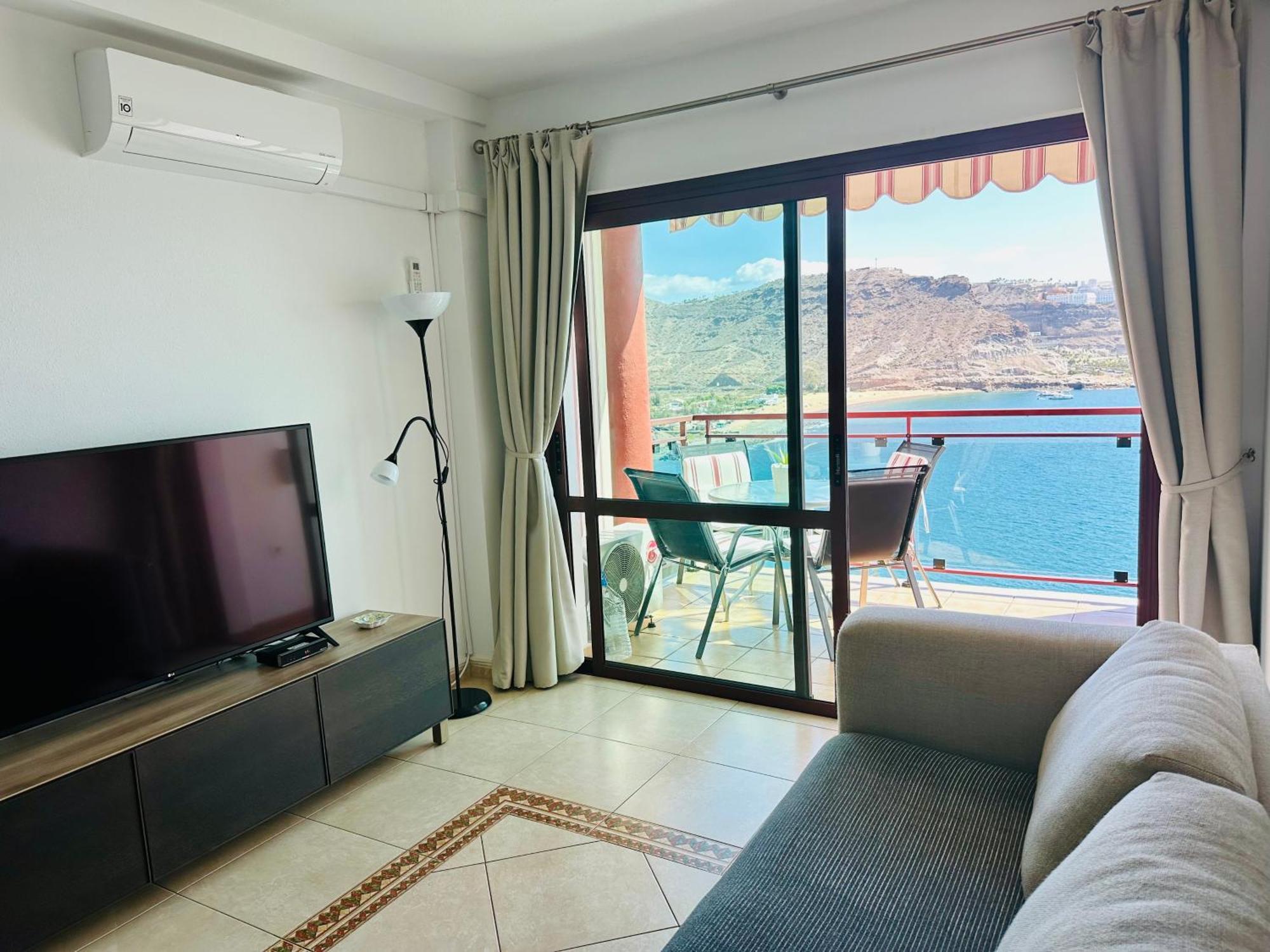 Su Eminencia - Sea View Apartment With Modern Comforts Playa Del Cura  Eksteriør billede